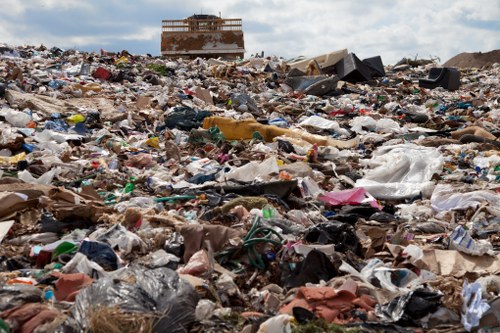 Organized house clearance process in Shoreditch